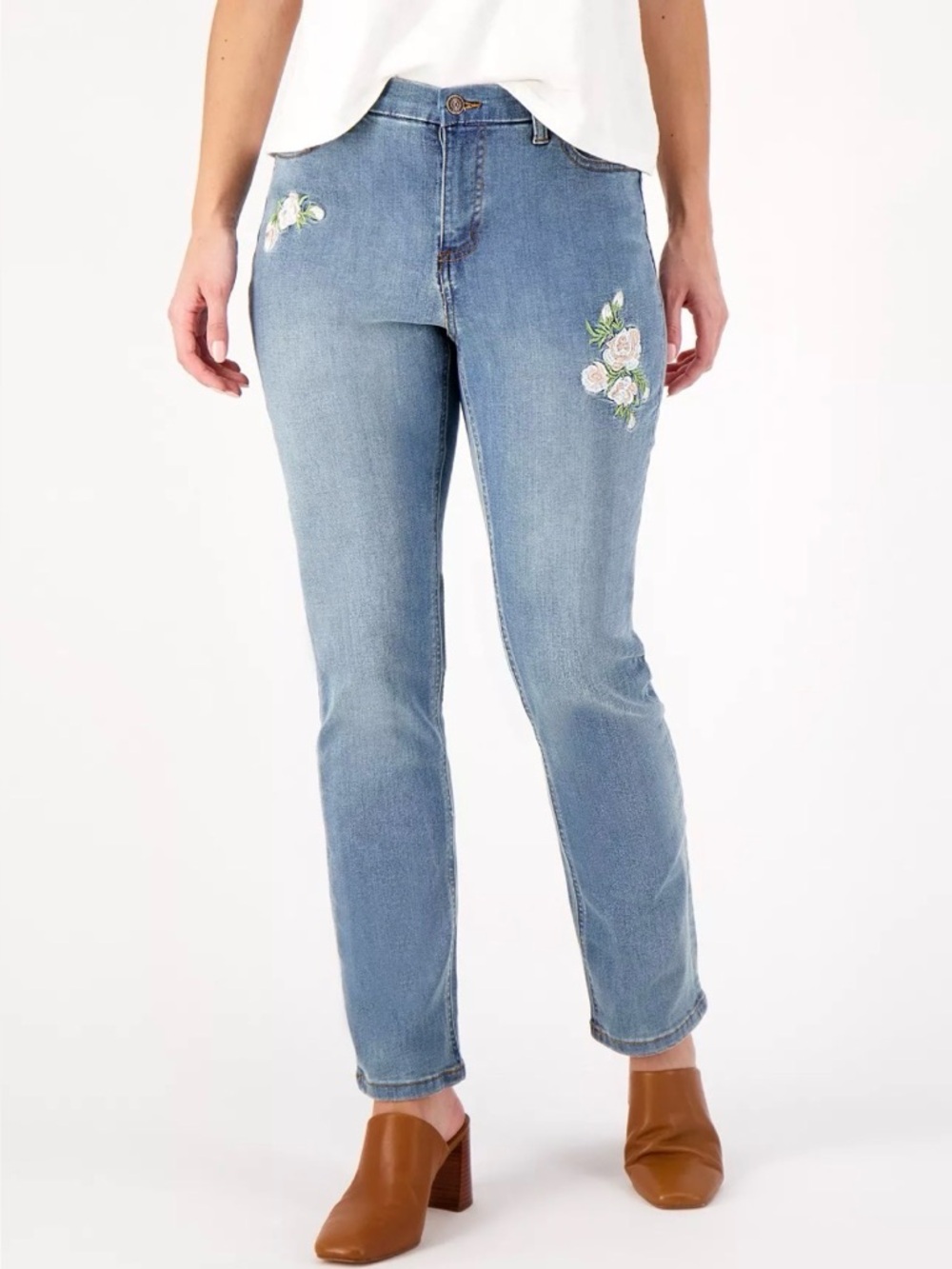 Canyon Retreat Easy Stretch Embroidered Straight Jean Size 10 Light Wash Blue